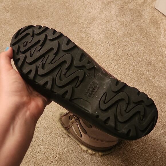 Khombu Women's "North Star" Gray & Taupe Waterproof Winter Boots Size 11 - Picture 7 of 8